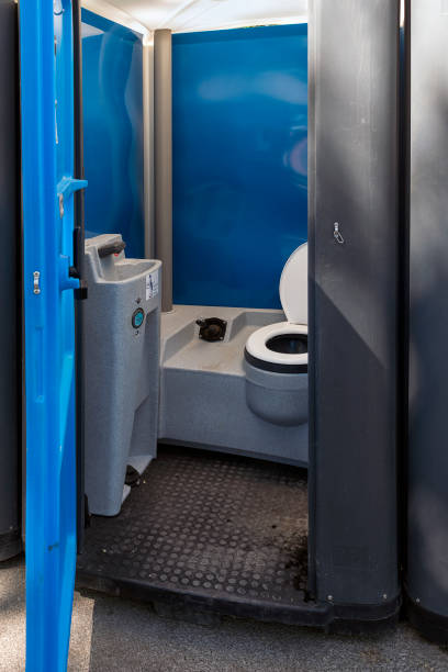 Best Luxury portable toilet rental  in Connellsville, PA