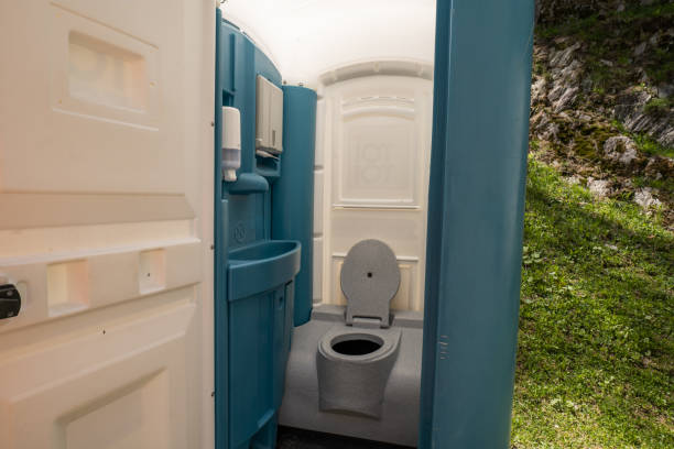Best Portable bathroom rental  in Connellsville, PA